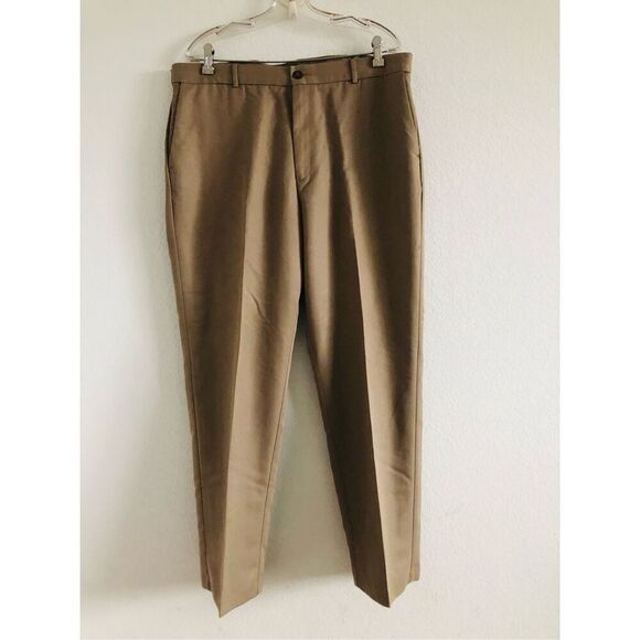Dockers 3D men’s tan slacks no pleads size 38x32” 0009 - Picture 1 of 6